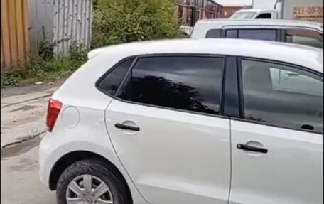 Volkswagen Polo VI (EU Market), 2010 год, 800 000 рублей, 3 фотография