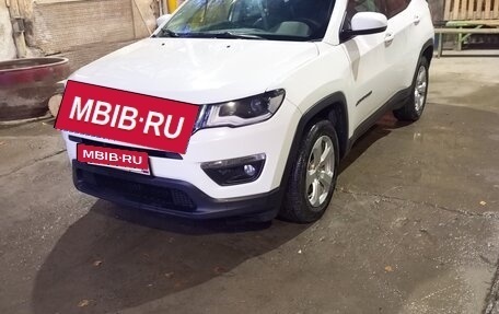 Jeep Compass II, 2020 год, 2 350 000 рублей, 3 фотография