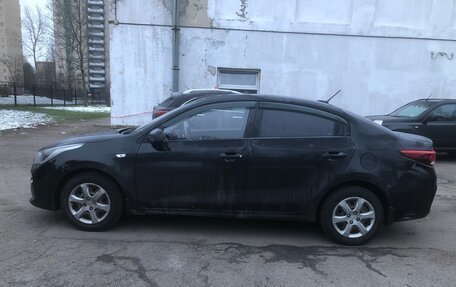 KIA Rio IV, 2018 год, 998 000 рублей, 4 фотография