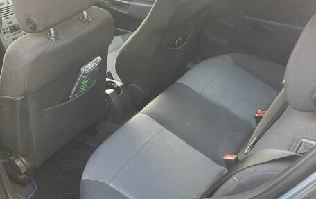 Opel Astra H, 2011 год, 750 000 рублей, 14 фотография