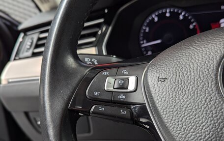 Volkswagen Passat B8 рестайлинг, 2019 год, 2 400 000 рублей, 27 фотография