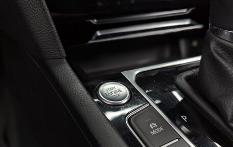 Volkswagen Passat B8 рестайлинг, 2019 год, 2 400 000 рублей, 29 фотография