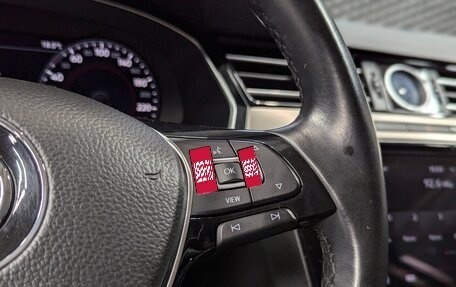 Volkswagen Passat B8 рестайлинг, 2019 год, 2 400 000 рублей, 28 фотография