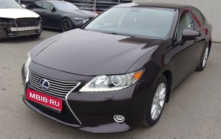 Lexus ES VII, 2015 год, 2 240 000 рублей, 1 фотография