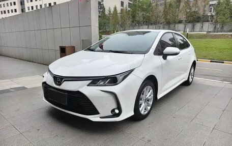 Toyota Corolla, 2021 год, 1 050 000 рублей, 1 фотография