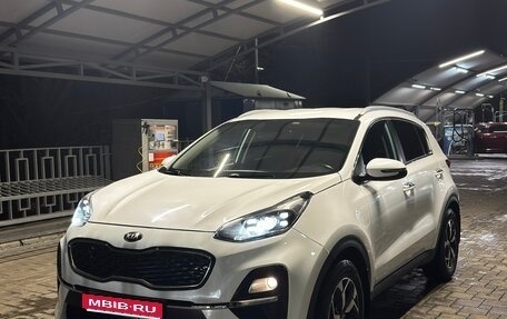 KIA Sportage IV рестайлинг, 2021 год, 2 200 000 рублей, 1 фотография