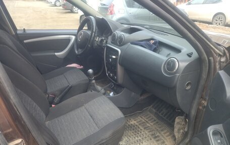 Renault Duster I рестайлинг, 2013 год, 820 000 рублей, 2 фотография