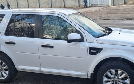 Land Rover Freelander II рестайлинг 2, 2014 год, 1 435 000 рублей, 3 фотография