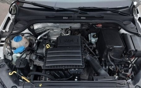 Volkswagen Jetta VI, 2016 год, 1 300 000 рублей, 15 фотография