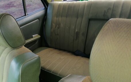 Mercedes-Benz W123, 1984 год, 233 000 рублей, 4 фотография