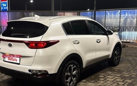 KIA Sportage IV рестайлинг, 2021 год, 2 200 000 рублей, 6 фотография