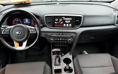 KIA Sportage IV рестайлинг, 2020 год, 2 599 000 рублей, 8 фотография