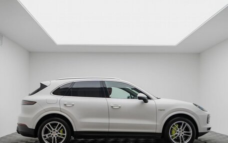 Porsche Cayenne III, 2022 год, 8 700 000 рублей, 3 фотография