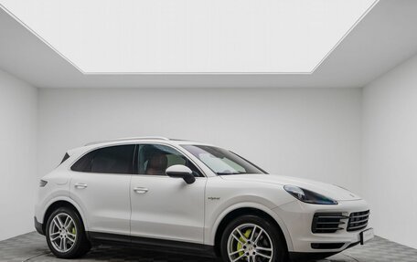 Porsche Cayenne III, 2022 год, 8 700 000 рублей, 2 фотография
