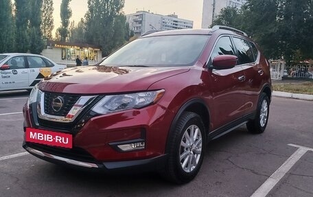 Nissan Rogue II, 2018 год, 2 200 000 рублей, 2 фотография