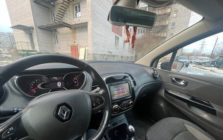 Renault Kaptur I рестайлинг, 2017 год, 1 350 000 рублей, 4 фотография