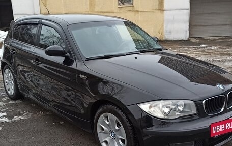BMW 1 серия, 2008 год, 850 000 рублей, 6 фотография