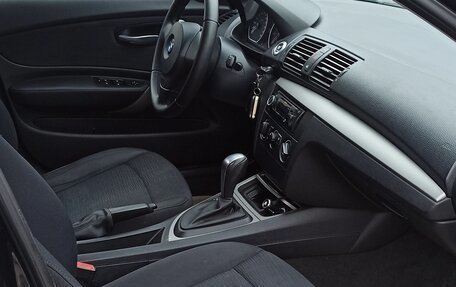 BMW 1 серия, 2008 год, 850 000 рублей, 15 фотография