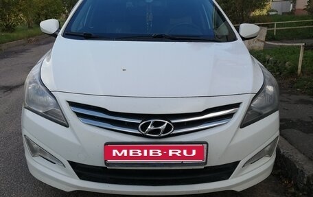 Hyundai Solaris II рестайлинг, 2016 год, 1 200 000 рублей, 3 фотография