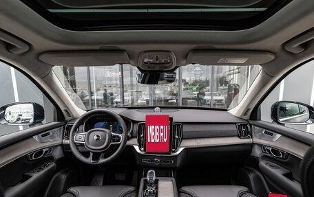 Volvo XC90 II рестайлинг, 2025 год, 14 000 000 рублей, 20 фотография
