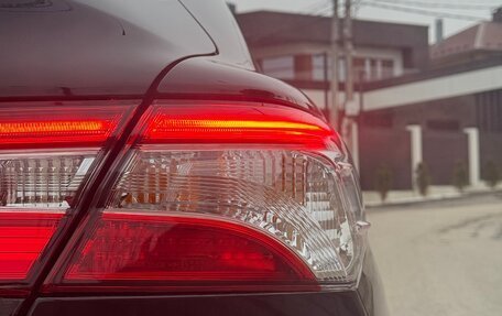 Toyota Camry, 2021 год, 3 100 000 рублей, 21 фотография