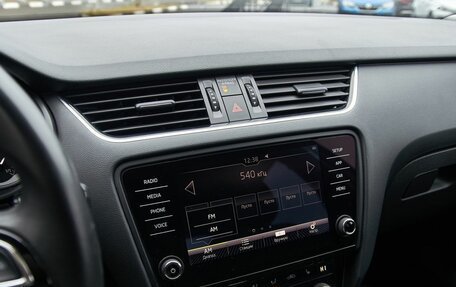 Skoda Octavia, 2018 год, 1 947 000 рублей, 5 фотография