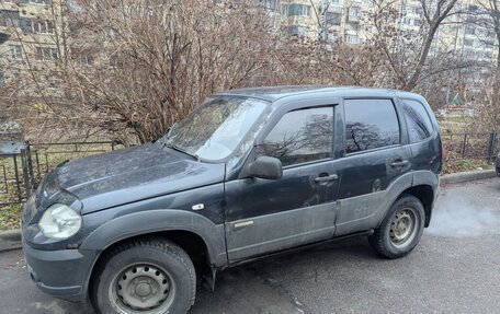 Chevrolet Niva I рестайлинг, 2012 год, 150 000 рублей, 2 фотография
