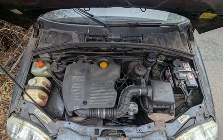 Chevrolet Niva I рестайлинг, 2012 год, 150 000 рублей, 9 фотография