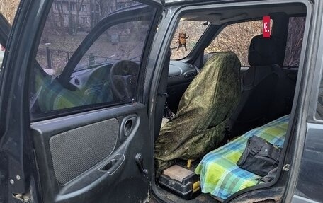 Chevrolet Niva I рестайлинг, 2012 год, 150 000 рублей, 7 фотография