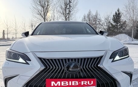 Lexus ES VII, 2019 год, 3 950 000 рублей, 4 фотография