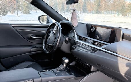 Lexus ES VII, 2019 год, 3 950 000 рублей, 9 фотография