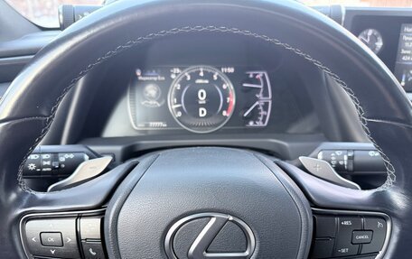 Lexus ES VII, 2019 год, 3 950 000 рублей, 16 фотография