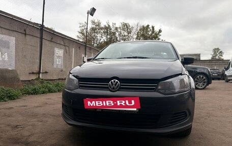 Volkswagen Polo VI (EU Market), 2012 год, 500 000 рублей, 2 фотография