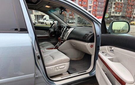 Lexus RX II рестайлинг, 2004 год, 750 000 рублей, 20 фотография