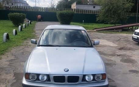 BMW 5 серия, 1995 год, 400 000 рублей, 2 фотография