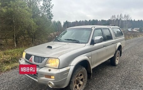 Mitsubishi L200 III рестайлинг, 2006 год, 595 000 рублей, 3 фотография