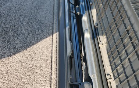 Lexus LX II, 2004 год, 2 770 000 рублей, 34 фотография