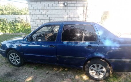 Volkswagen Vento, 1995 год, 170 000 рублей, 4 фотография