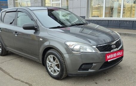 KIA cee'd I рестайлинг, 2010 год, 670 000 рублей, 5 фотография