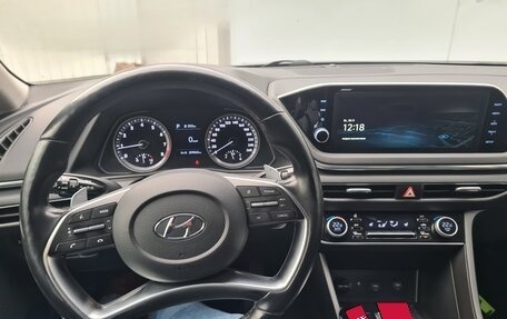 Hyundai Sonata VIII, 2020 год, 1 650 000 рублей, 10 фотография