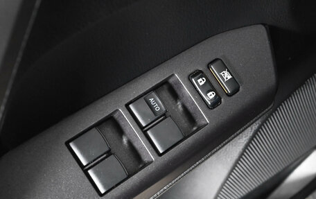 Toyota RAV4, 2019 год, 2 700 000 рублей, 15 фотография