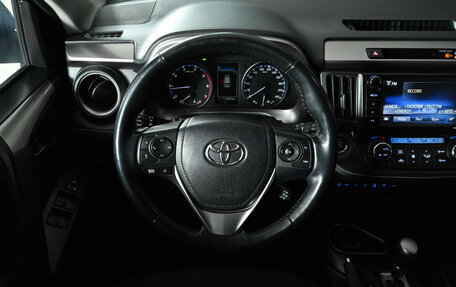 Toyota RAV4, 2019 год, 2 700 000 рублей, 12 фотография