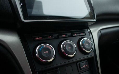 Mazda 6, 2011 год, 980 000 рублей, 29 фотография