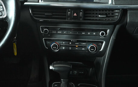 KIA Optima IV, 2017 год, 1 990 000 рублей, 14 фотография