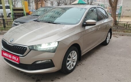 Skoda Rapid II, 2021 год, 2 100 000 рублей, 1 фотография