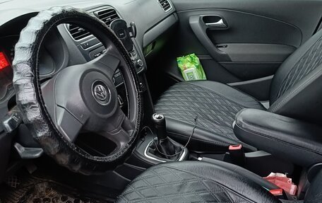 Volkswagen Polo VI (EU Market), 2012 год, 450 000 рублей, 1 фотография