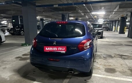 Peugeot 208 II, 2013 год, 670 000 рублей, 3 фотография