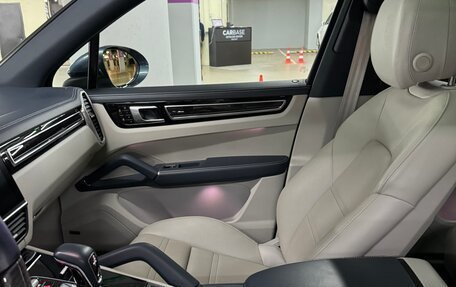 Porsche Cayenne III, 2019 год, 8 900 000 рублей, 6 фотография