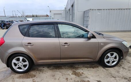 KIA cee'd I рестайлинг, 2009 год, 550 000 рублей, 4 фотография