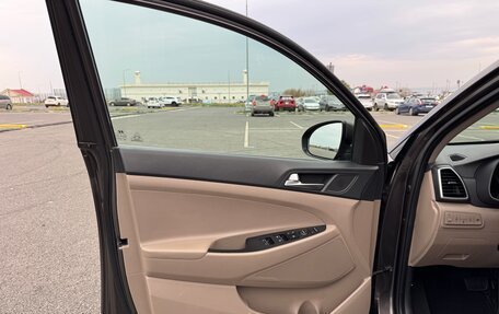 Hyundai Tucson III, 2019 год, 2 890 000 рублей, 13 фотография